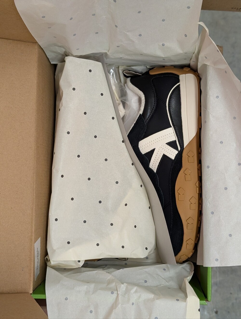 NIB K As In Kate Runners - Picture 3 of 4